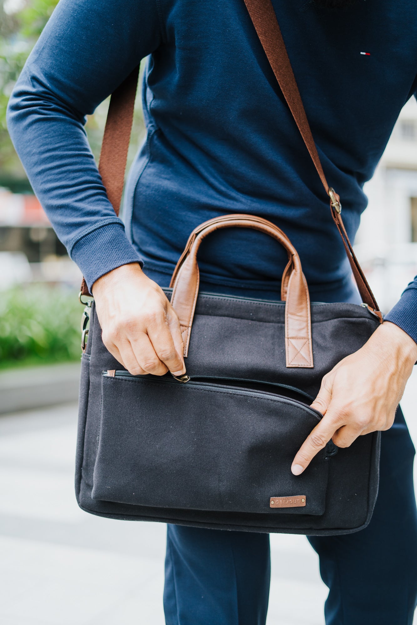 Rush - Laptop Messenger Bag - Black