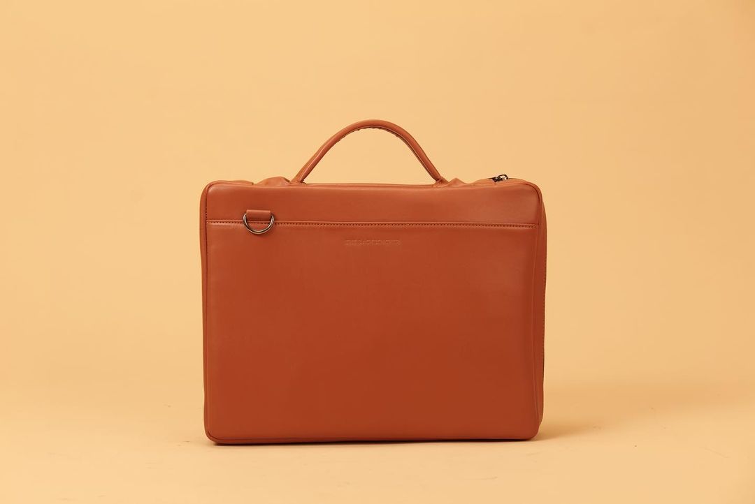 Miller Laptop Bag - Tan
