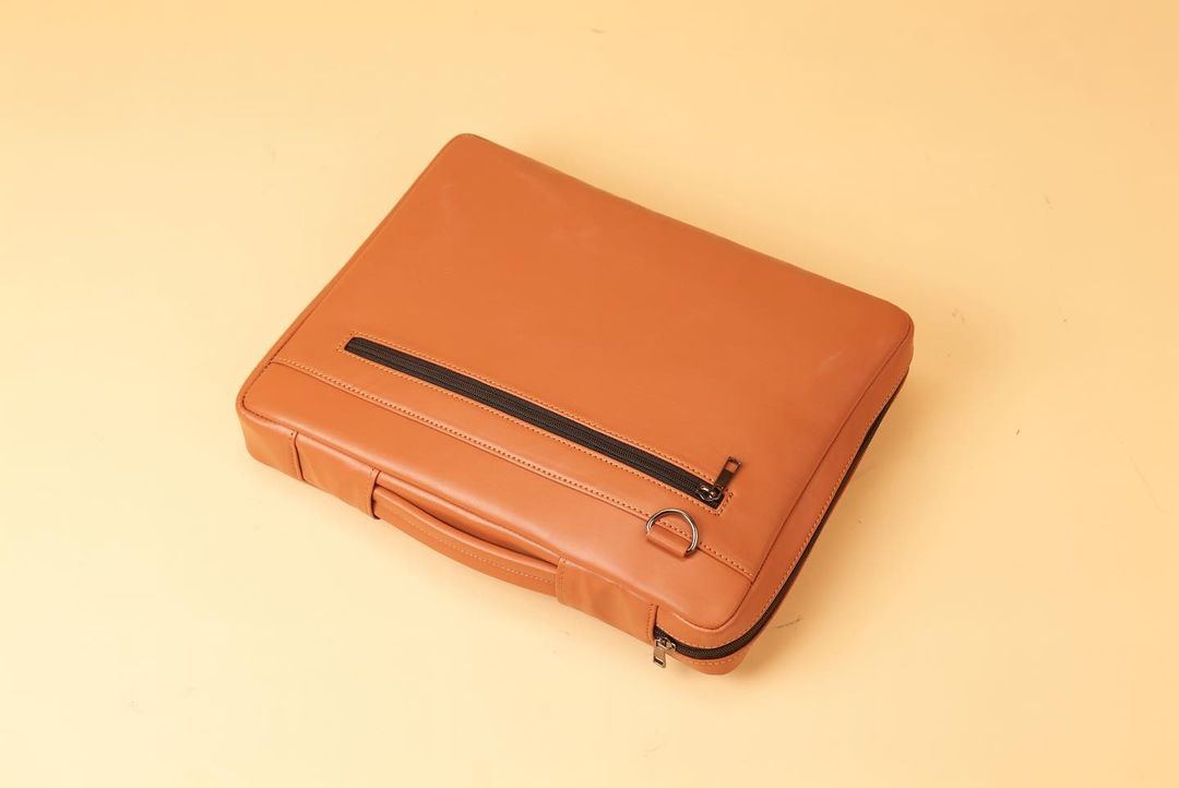 Miller Laptop Bag - Tan