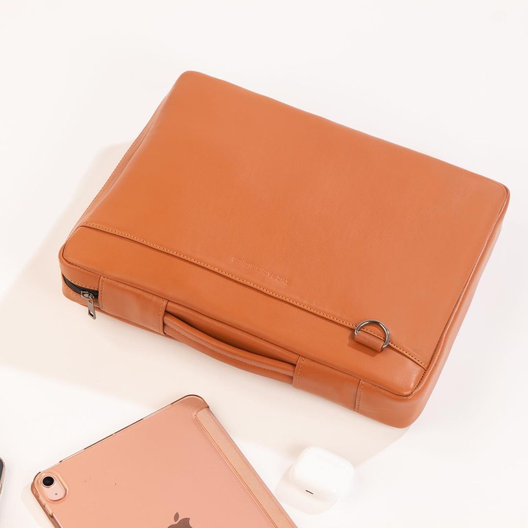 Miller Laptop Bag - Tan