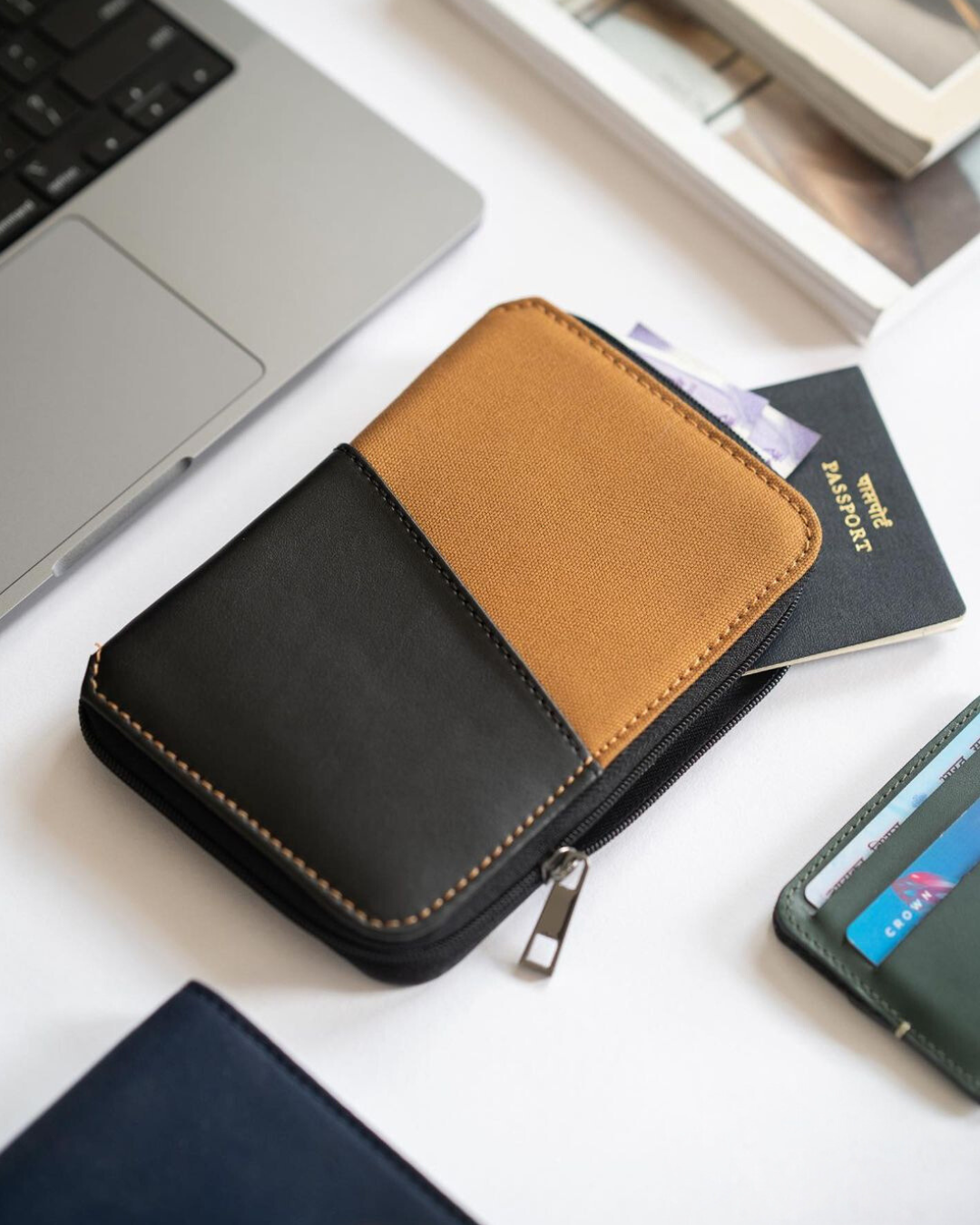 Henry Travel Wallet - khaki-Black