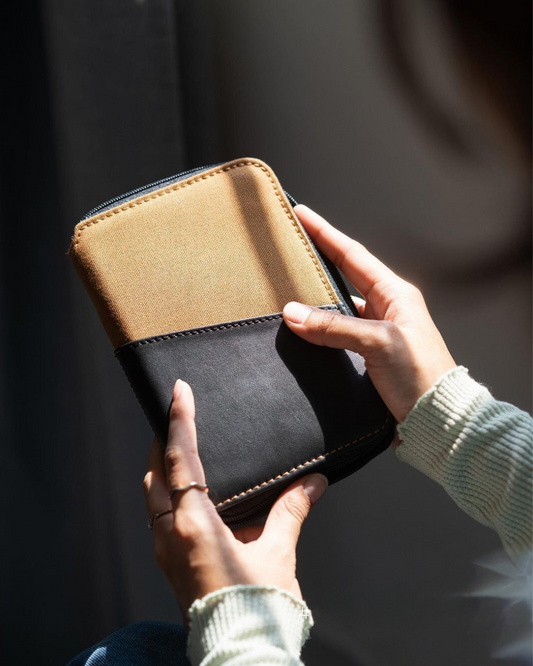 Henry Travel Wallet - khaki-Black
