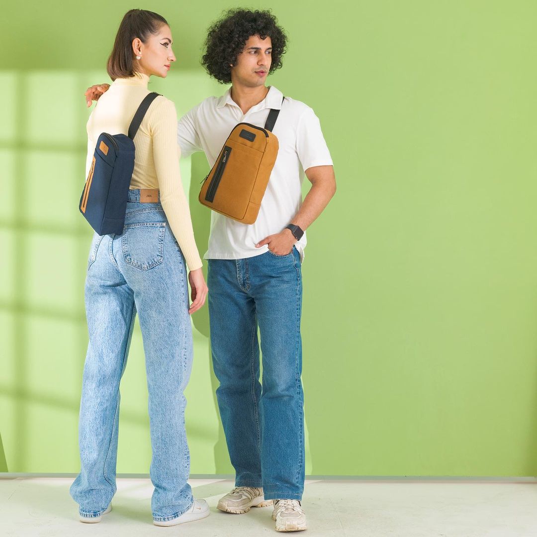 Oliver Crossbody Bag