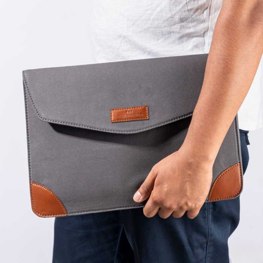 Retro Laptop Sleeve - Grey